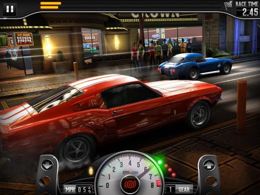 Screenshots of the CSR Classics for Android tablet, phone.