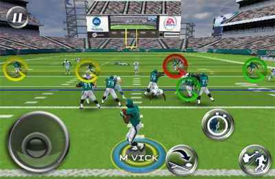 Screenshots of the MADDEN NFL 10 by EA SPORTS game for iPhone, iPad or iPod.